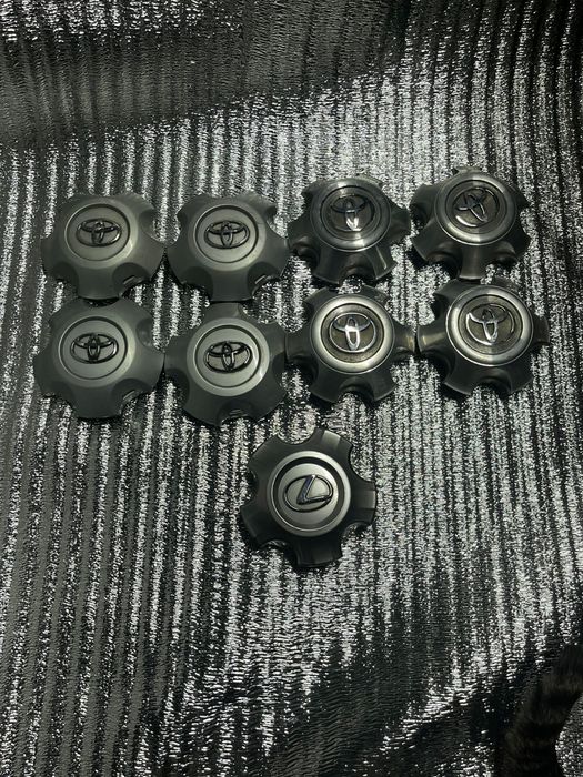 Продам колпаки на lexus toyota