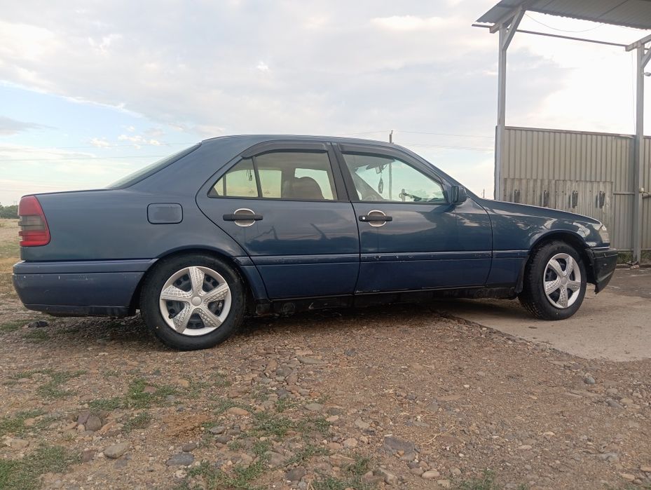 Продам Мерсс с180