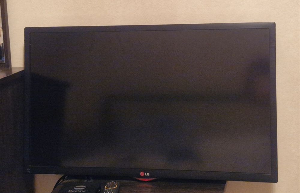 продается LG телевизор