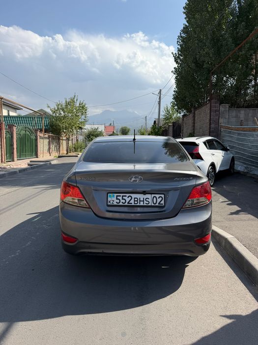 Hyundai Accent 2014