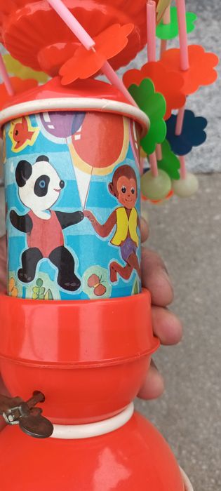 Jucărie veche funcțională
