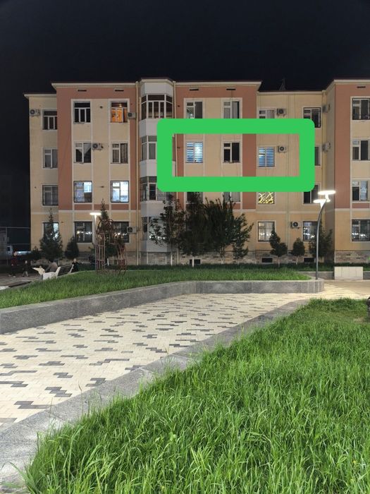 Kvartira sotiladi holati yangi evroremont qilingan 3-qavat.