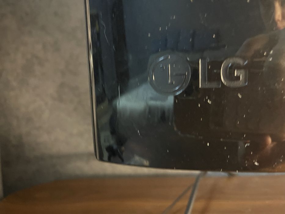 Монитор LG рабочий