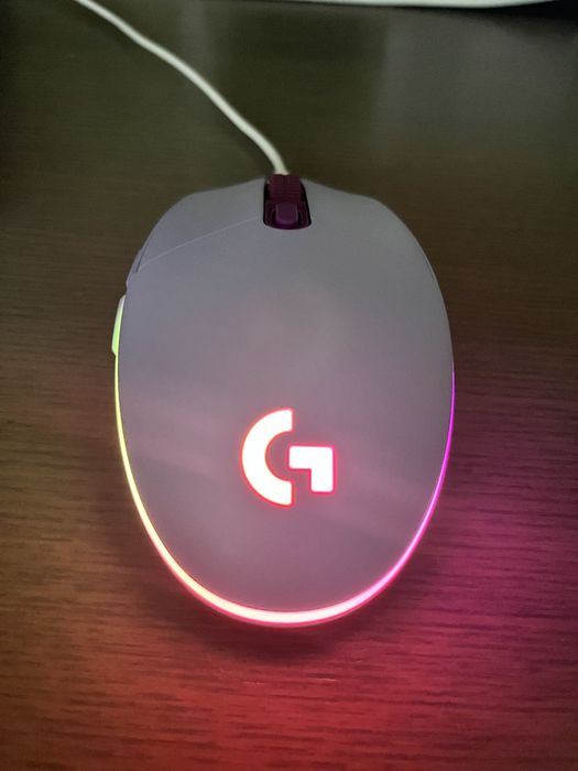 Геймърска мишка Logitech Lightsync