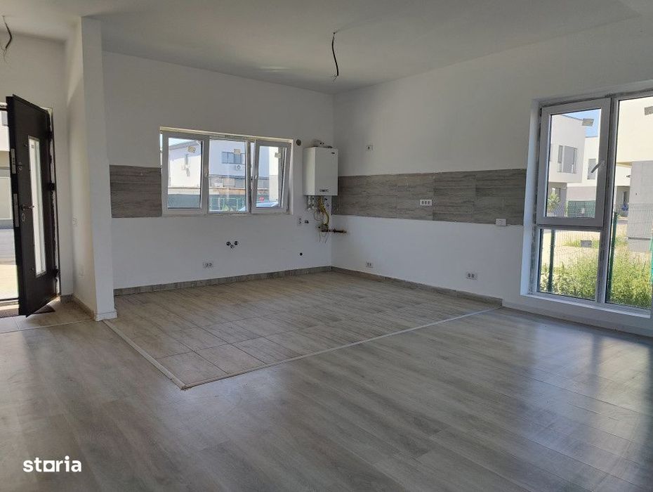 Casa Tip Duplex in Tunari – Modern si Confortabil