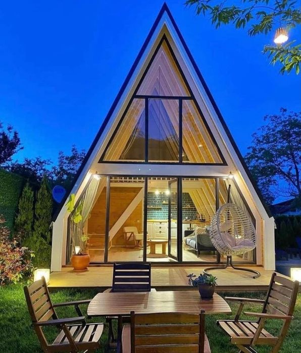 Cabane tip A-Frame si din structura metalica