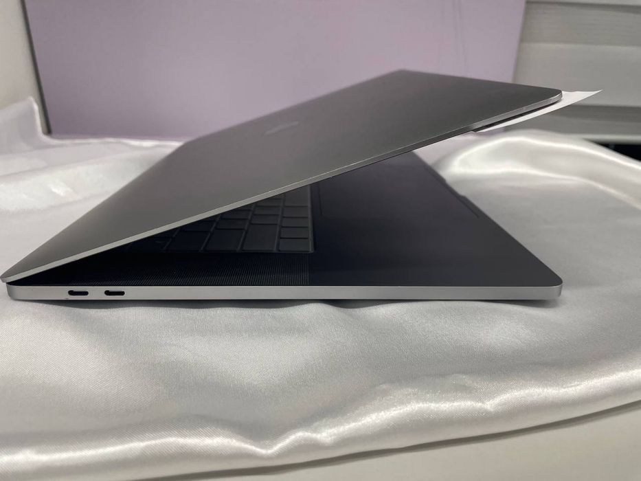 Название: MacBook Pro 2019  /#СР409869