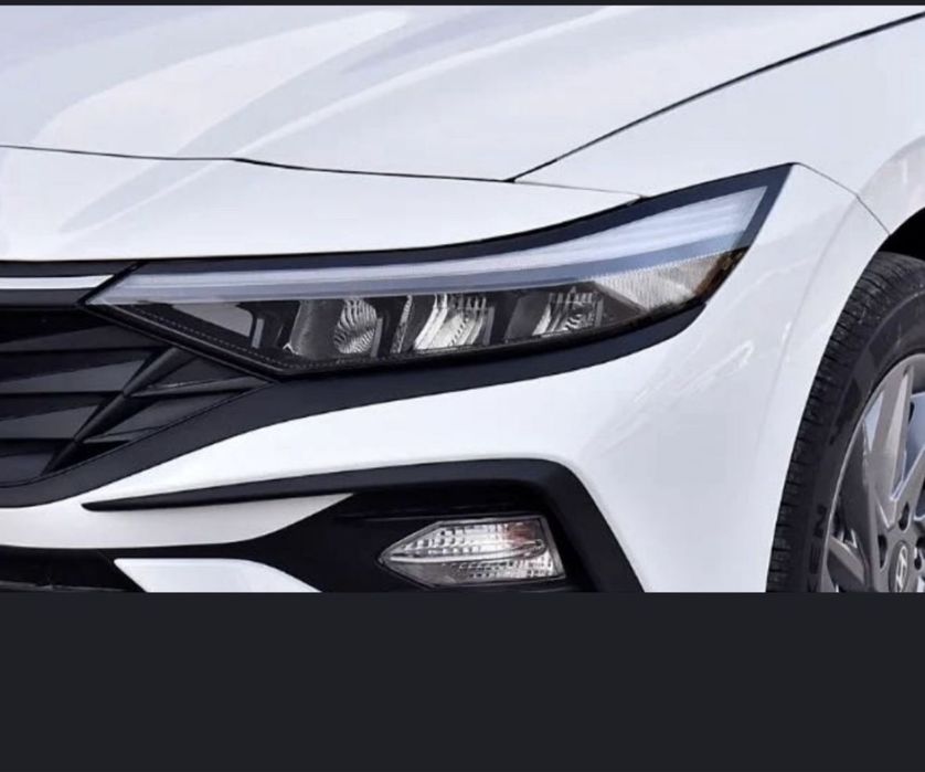 Стекло фара Hyundai Elantra