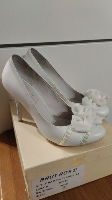 Свадебные туфли 37 размера