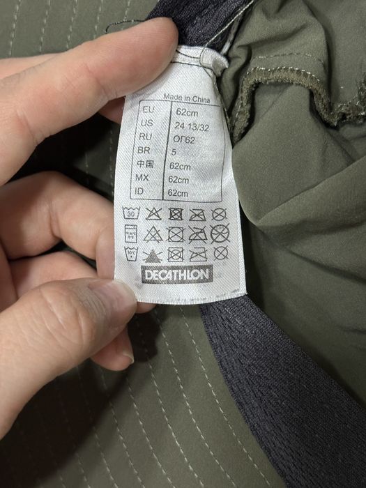 Панама для походов Decathlon.