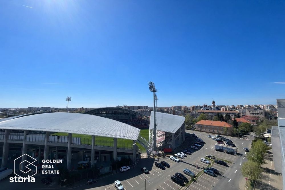 Penthouse Ared Uta, amenajat modern, vedere panoramica spre Stadionul