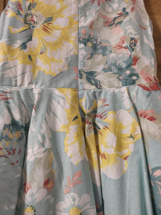 Две рокли 140/146 - petite fleur
