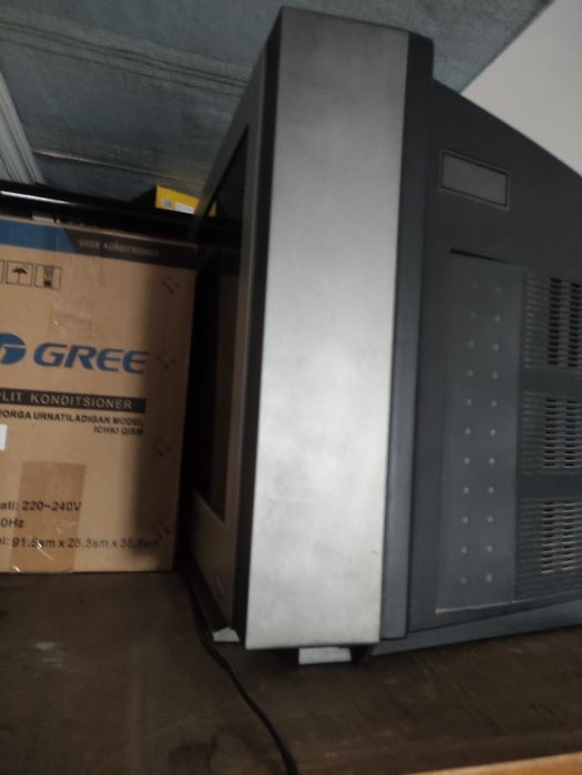 Телевизор старого поколения ДЭУ