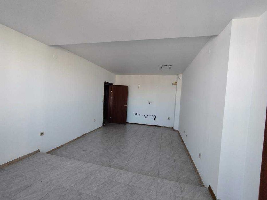 Продава се Двустаен апартамент в София, Малинова долина - 78 кв.м за 2424 €/кв.м - Снимка #2