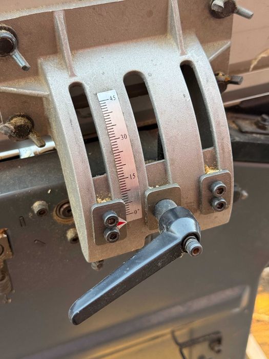 Holzstar ADH 305, mașină de rindeluire și degroșare