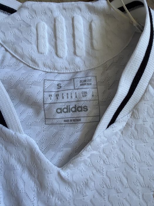 Оригинална чисто нива тениска Adidas REAL H JSY ! S,L,M