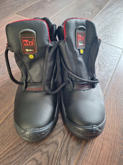 Работни обувки - чисто нови