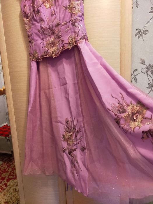 Продам платье 46-48 размер