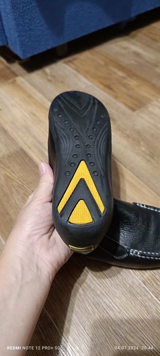 Продам макасины/туфли