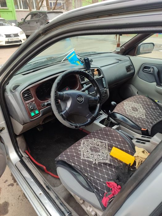 Nissan Primera 2002
