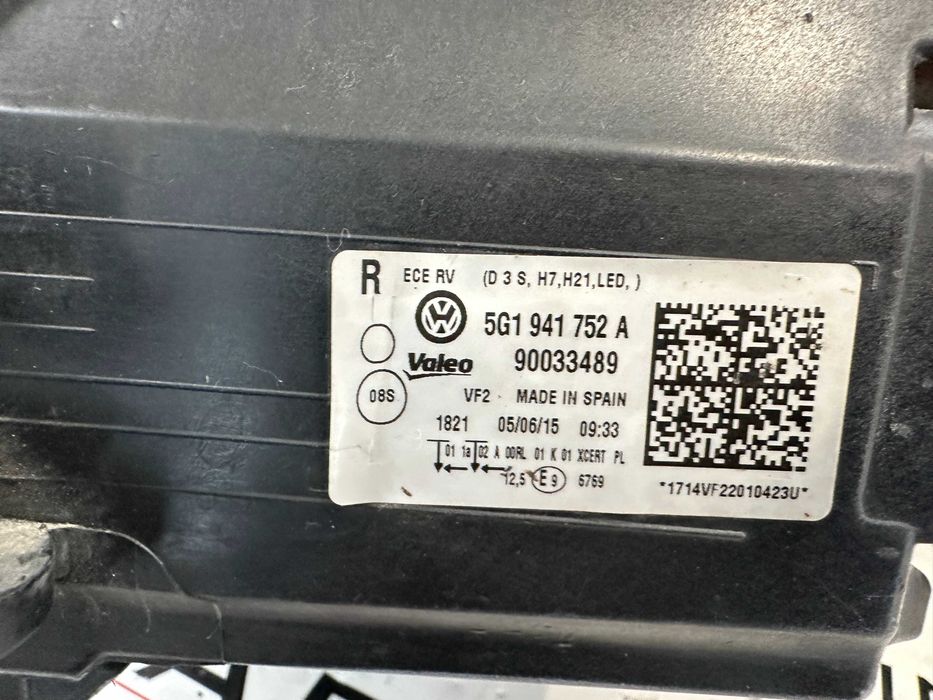 Фар фарове десен xenon VW Golf 7 GTI far farove ФВ Голф 7 ГТИ