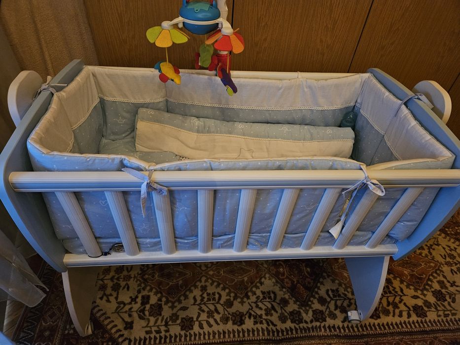 Бебешка кошара на колела