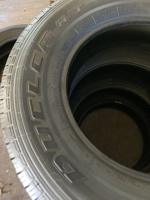 Летни гуми 255/70/18 Bridgestone