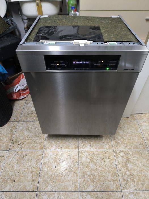 Съдомиялна Miele G 6510 SCU - 14 комплекта  за вграждане на 60см.