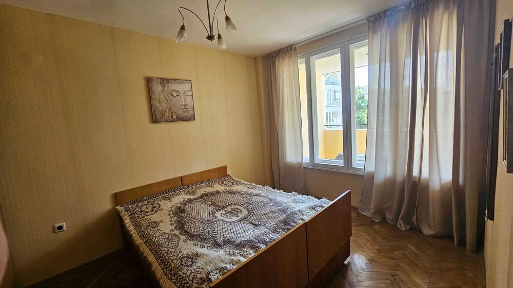 Дава се под наем Тристаен апартамент в Варна, Базар Левски - 90 кв.м за 612 € - Снимка #6