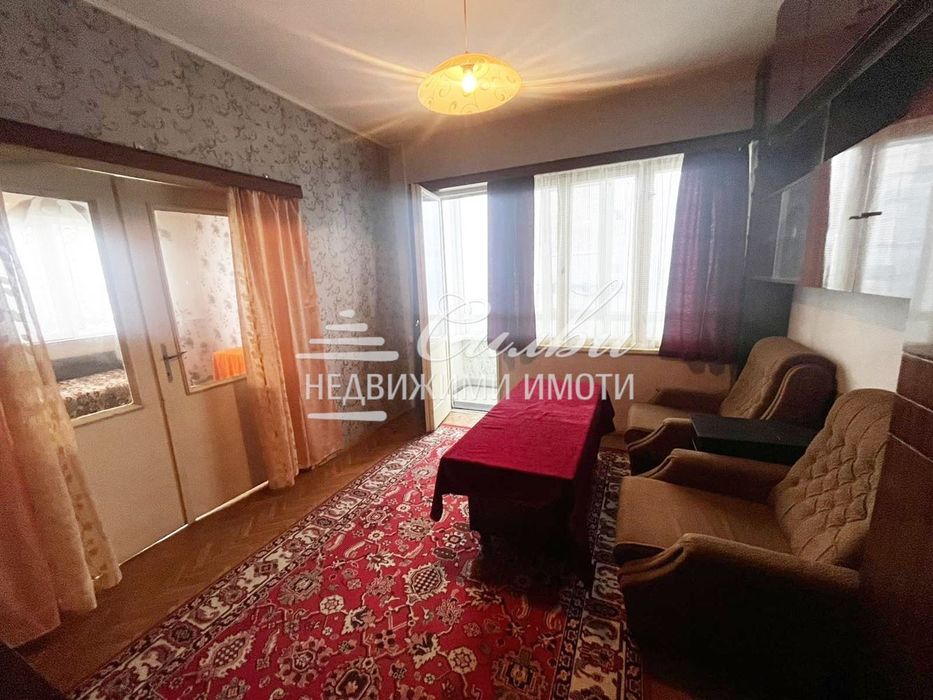 Продава се Тристаен апартамент в Шумен, Добруджански - 86 кв.м за 1779 €/кв.м - Снимка #3