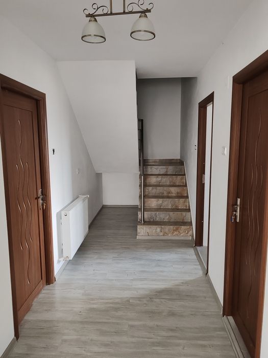 VAND,INCHIRIEZ casa la țară (Com.Predesti)