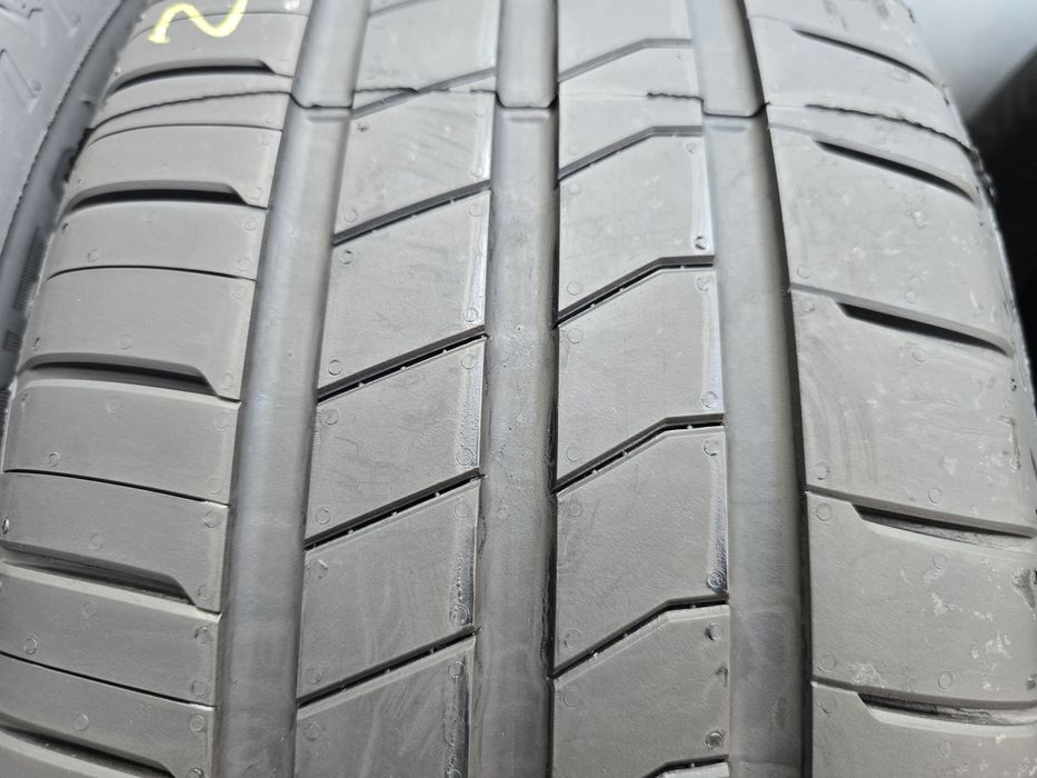 Anvelope vara 215 55 18 noi nefolosite