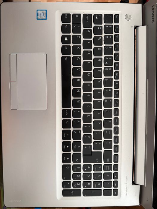 Лаптоп Lenovo в отлично състояние