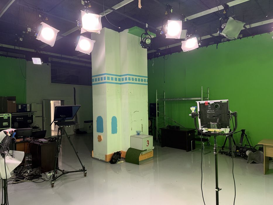 Зеленая студия с гримерной Астана