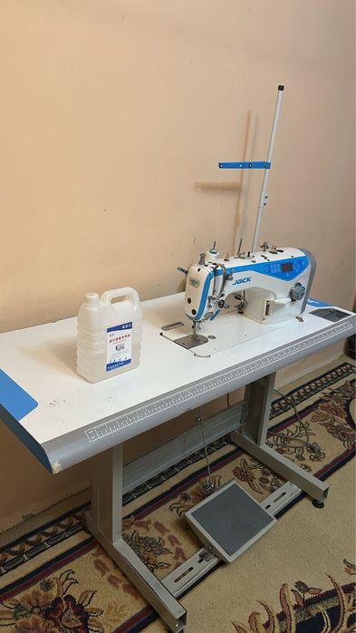 Швейную машинку