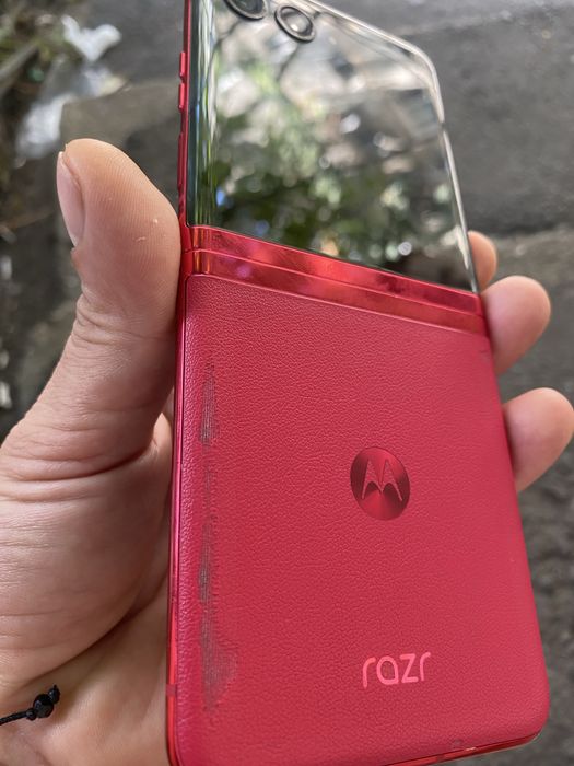 Vând Motorola Razr 40 Ultra