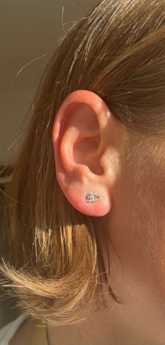 Сребърни обеци с бяла перла