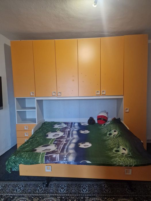 De vânzare în stare foarte bună foarte puțin folosit