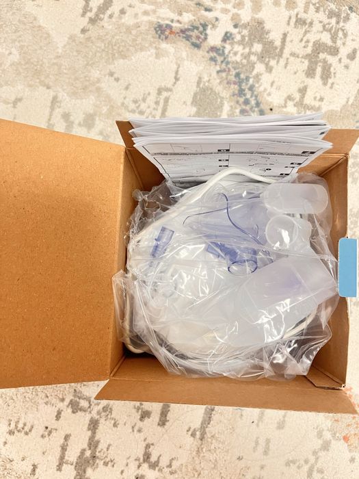 Ингалятор Омрон в отличном новый