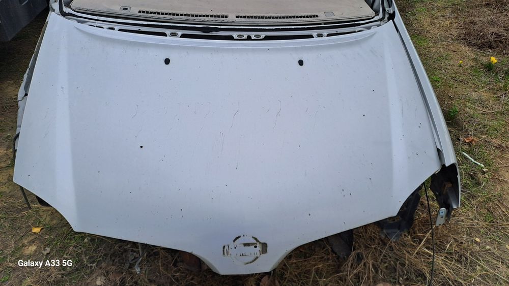 Преден капак за Нисан алмера тино/Nissan Almera Tino 2000-2006г