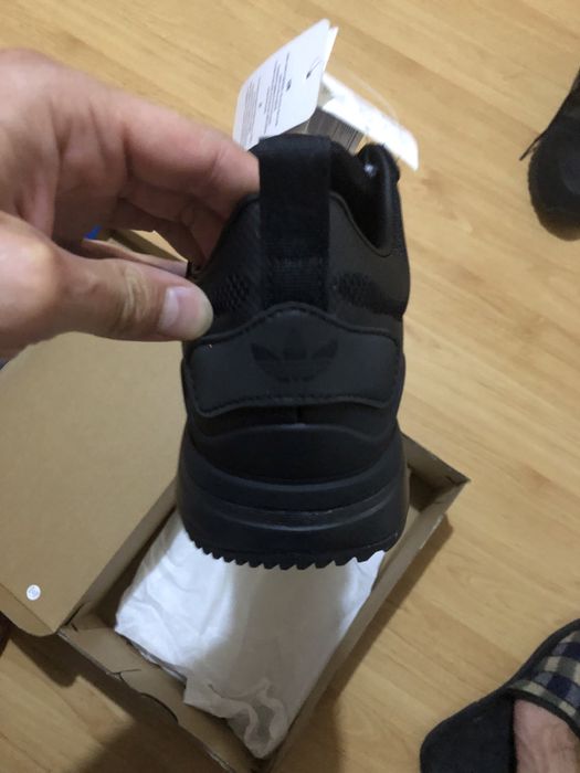 Маратонки Adidas