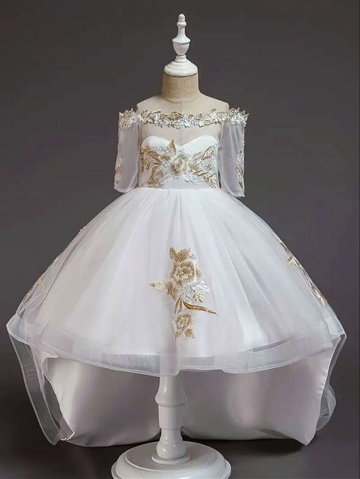 Белое платье для выпускных вечеров