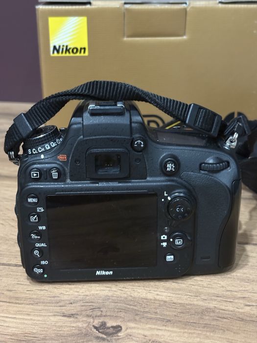 Полнокадровая камера Nikon D610 body