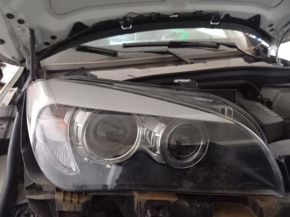 БМВ Х1 2012 ксенон