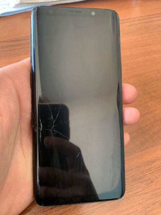 Samsung S9 64 гб