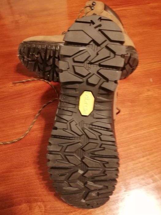 Продавам нови боти.