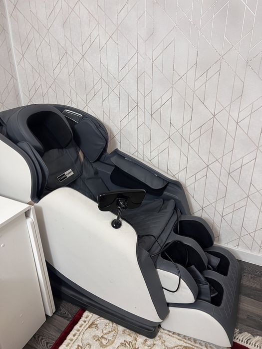 Массажное кресло