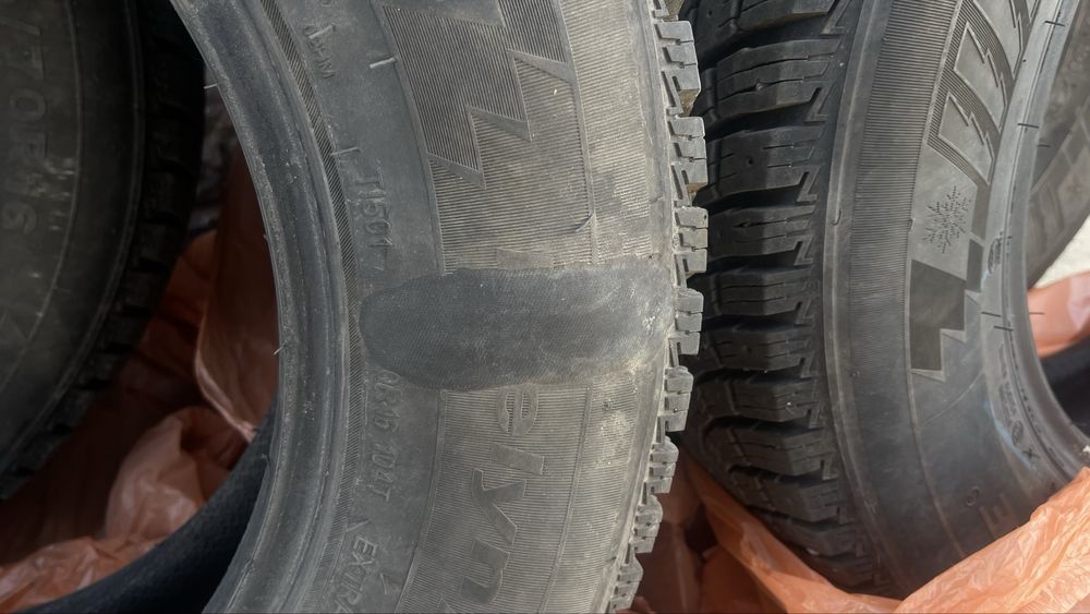 Резина Зима 215/70/r16