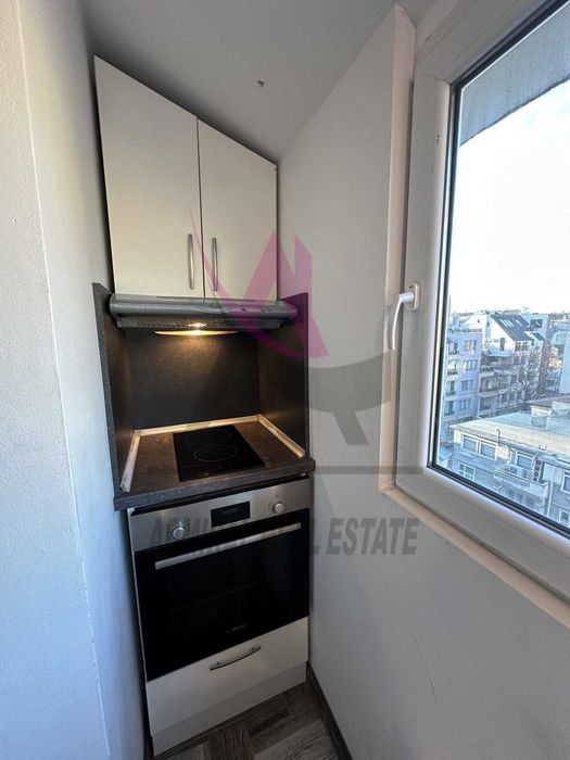 Дава се под наем Тристаен апартамент в Варна, Колхозен пазар - 70 кв.м за 450 € - Снимка #1