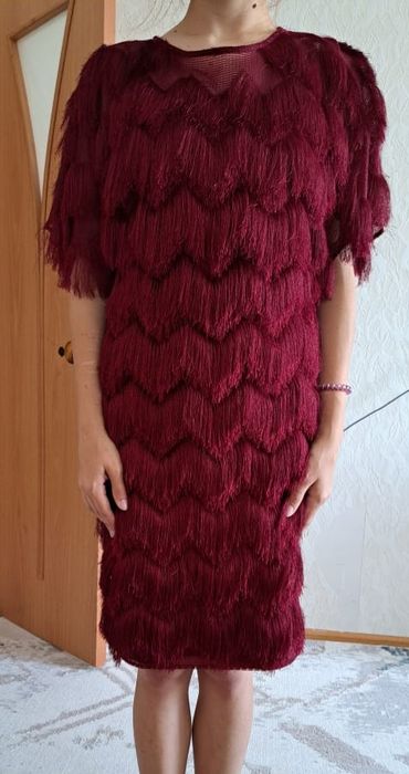 Продам платья не дорого